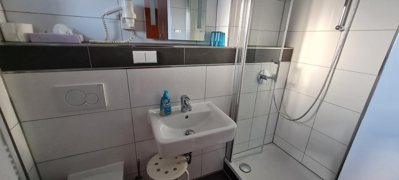Hotel Zum Weissen Roessl Kallmünz Esterno foto
